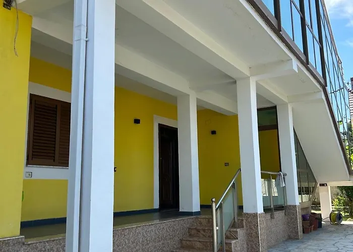 Tota Apartments
